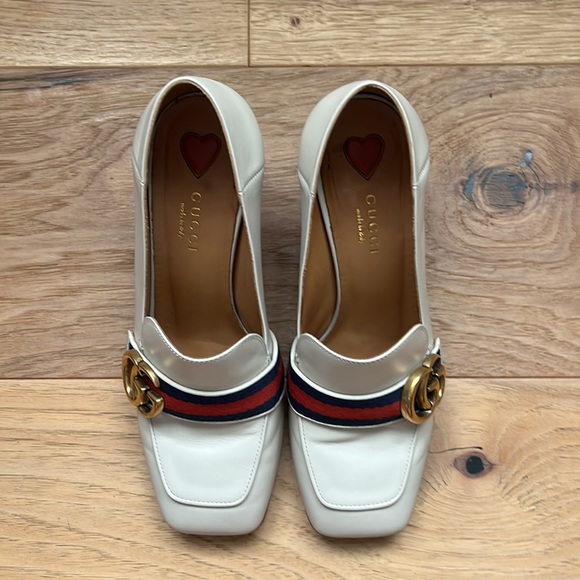 Gucci Payton Beige Loafers - Picture 3 of 6